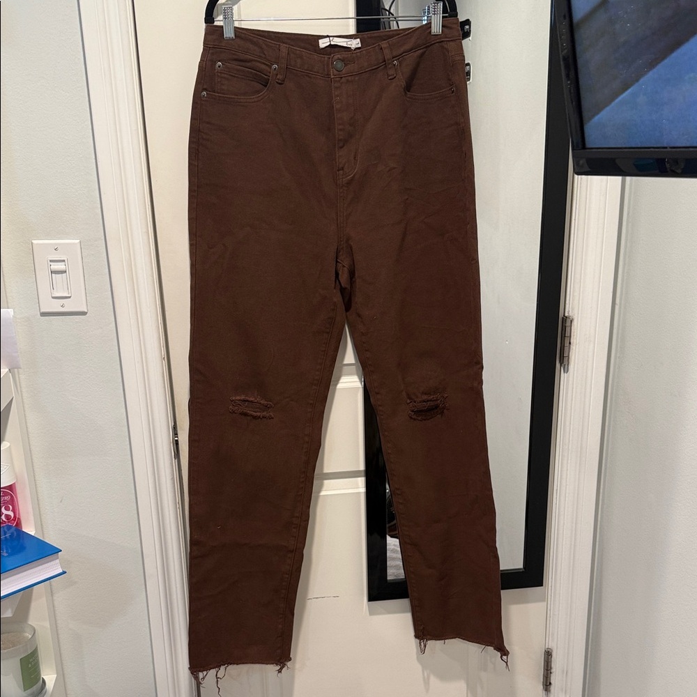 High-Rise Brown Women's Jeans with Distressed Knees